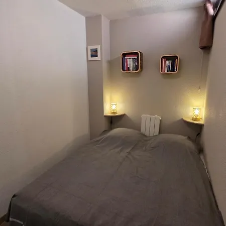 2 Pieces Climatise, Vue Mer, - Fr-1-780-97 * Sainte-Maxime